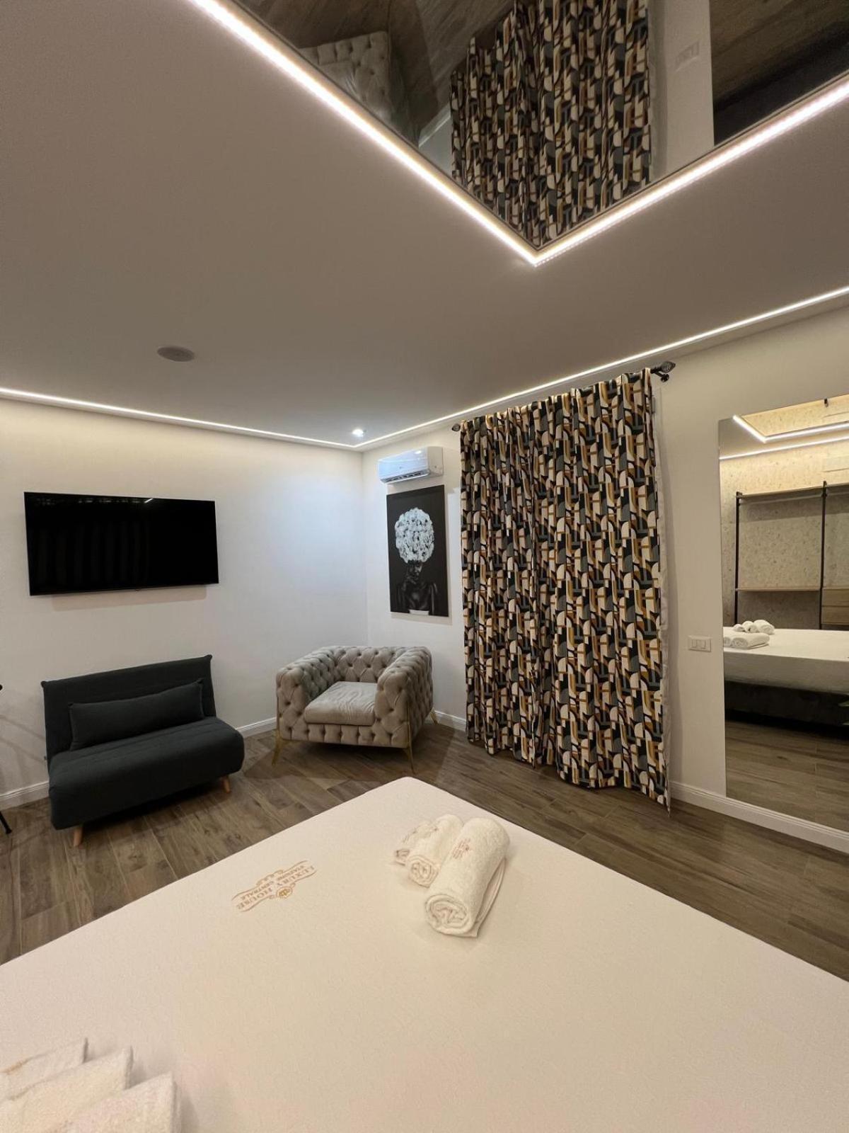 Luxury House Stazione Centrale 巴勒莫 外观 照片