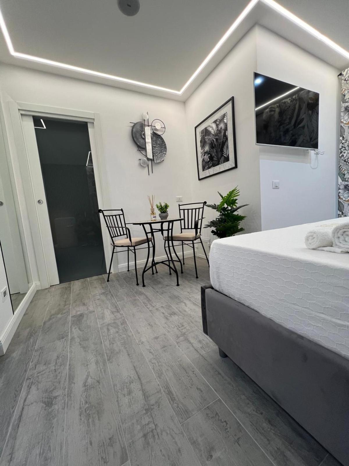Luxury House Stazione Centrale 巴勒莫 外观 照片